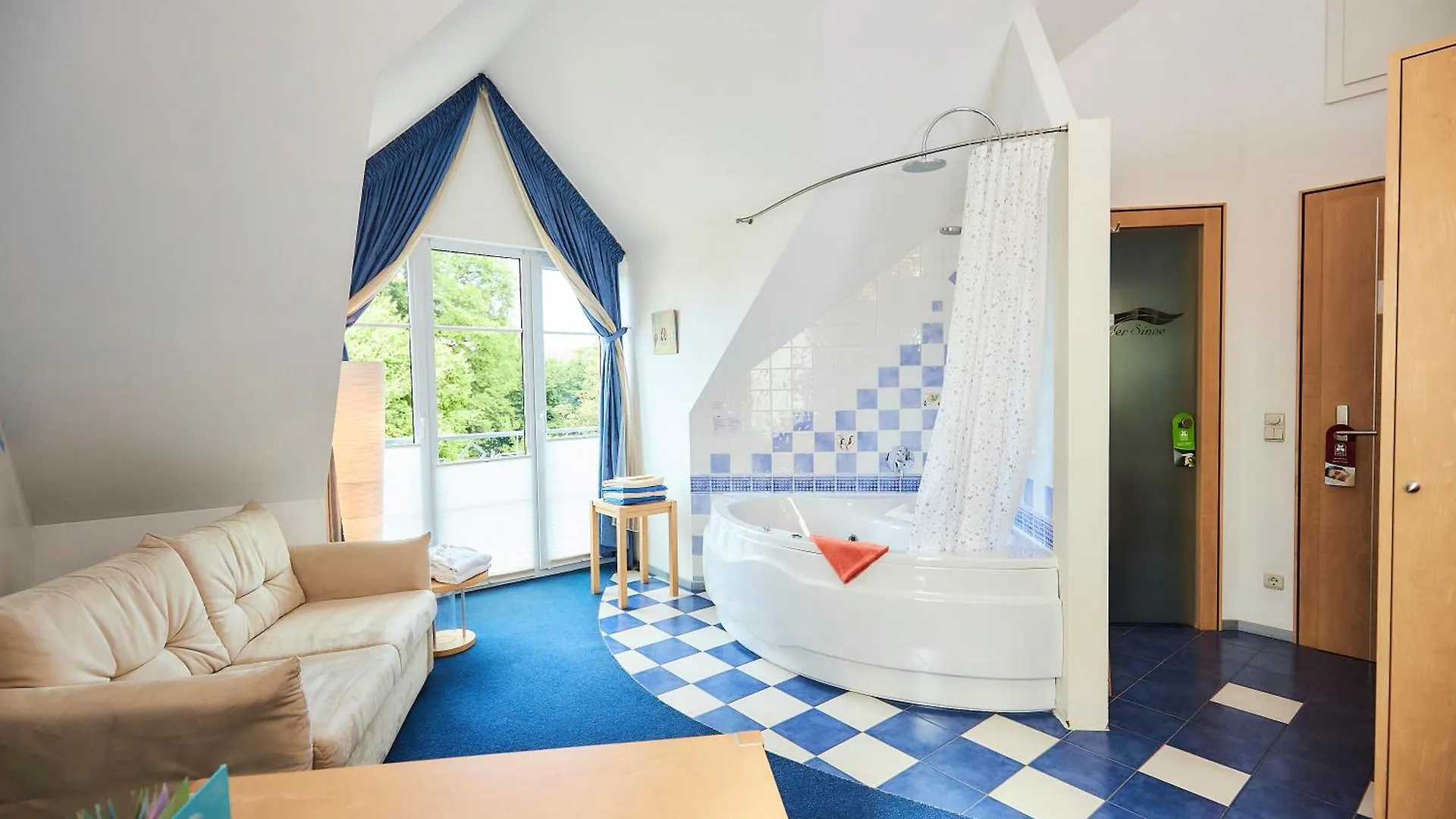 Flair Hotel Zum Schwarzen Reiter Horgau 3*,